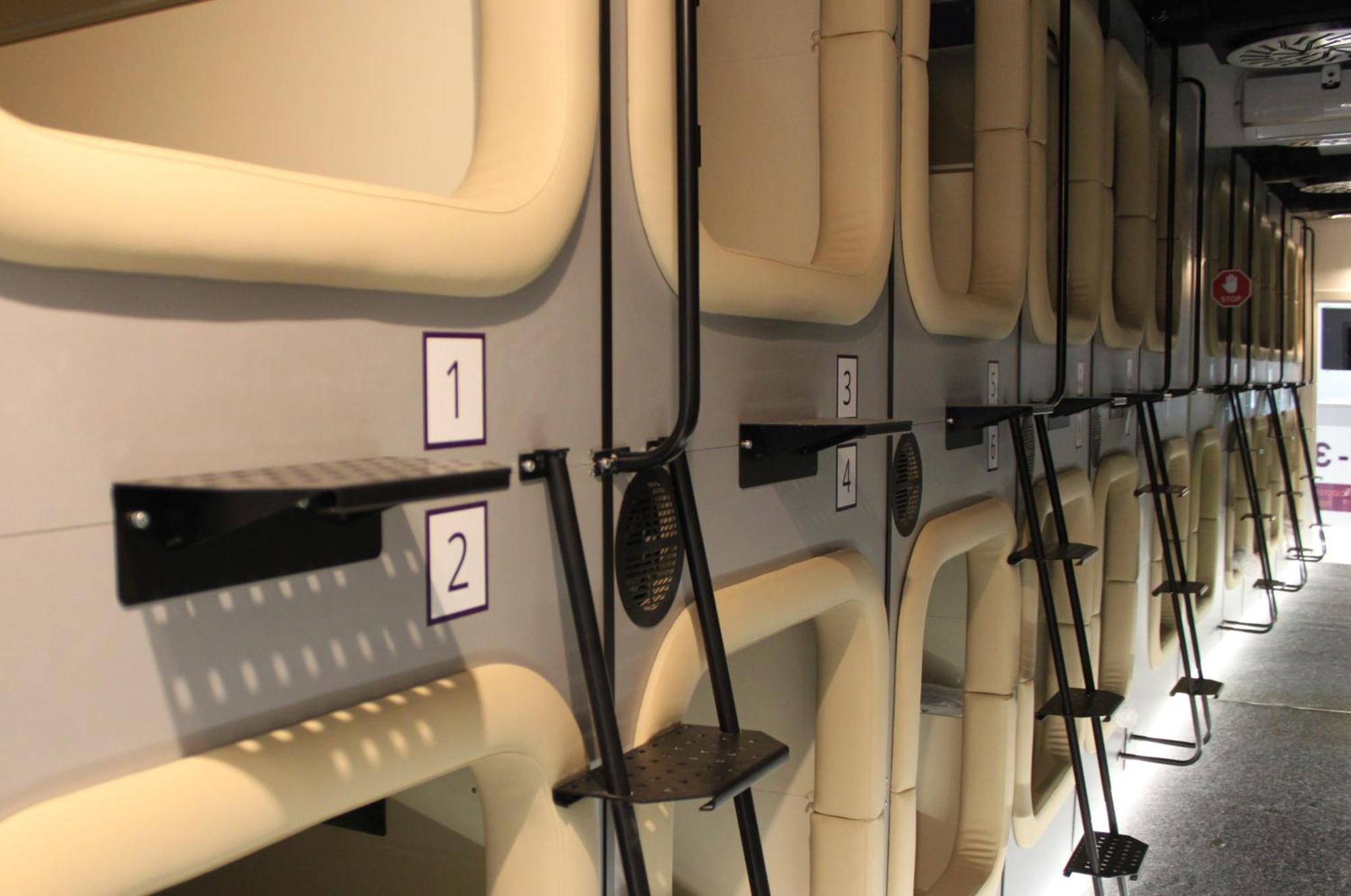 Av-3 Capsule Hotel Kijev Kültér fotó